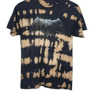 Justice Leage Men's Batman Logo Bleach Dye